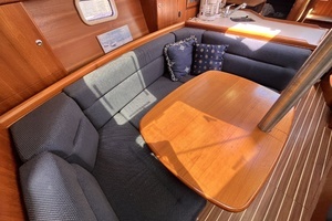 2006 Hunter 36 thumbnail 14