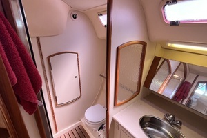 2006 Hunter 36 thumbnail 15