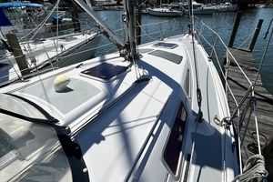 Laura Marie 36ft Hunter Yacht For Sale