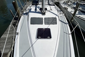 Laura Marie 36ft Hunter Yacht For Sale