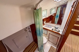 Kahuna 30ft Nonsuch Yacht For Sale