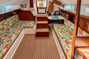 Kahuna 30ft Nonsuch Yacht For Sale