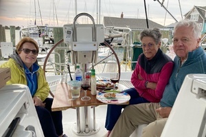 2004 Beneteau 373 thumbnail 8