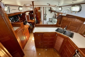 1985 Tayana Vancouver 42 thumbnail 12