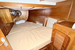 1985 Tayana Vancouver 42 thumbnail 17