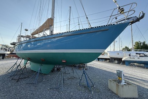 Makai 42ft Tayana Yacht For Sale