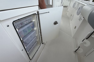 29ft Everglades Yacht For Sale