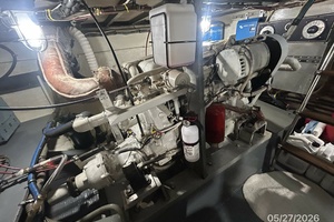 RoBoat 42ft Hatteras Yacht For Sale