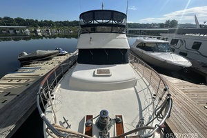 RoBoat 42ft Hatteras Yacht For Sale