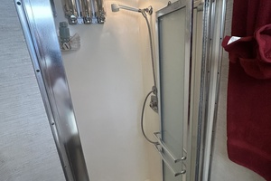RoBoat 42ft Hatteras Yacht For Sale