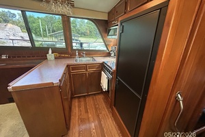 RoBoat 42ft Hatteras Yacht For Sale