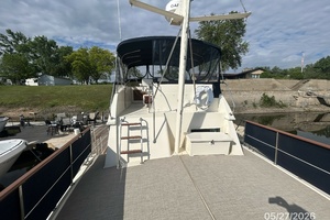 RoBoat 42ft Hatteras Yacht For Sale