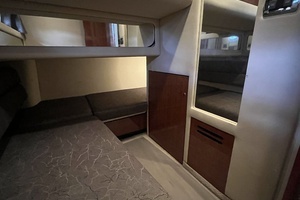 2003 Sea Ray 480 Sedan Bridge thumbnail 37