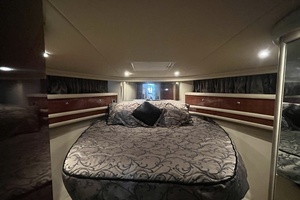 2003 Sea Ray 480 Sedan Bridge thumbnail 39