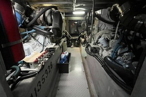2003 Sea Ray 480 Sedan Bridge thumbnail 47