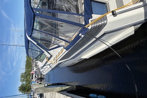 43ft Wellcraft Yacht For Sale