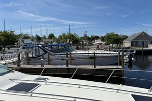 43ft Wellcraft Yacht For Sale