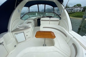 32ft Sea Ray Yacht For Sale
