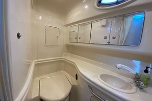 32ft Sea Ray Yacht For Sale