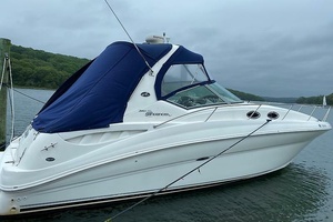 32ft Sea Ray Yacht For Sale