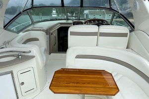 32ft Sea Ray Yacht For Sale