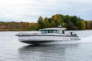 2022 Axopar 37 XC CROSS CABIN 37ft Axopar Yacht For Sale