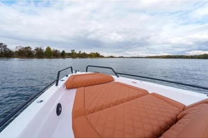 2022 Axopar 37 XC CROSS CABIN 37ft Axopar Yacht For Sale