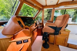 2013 Sabre 48 Salon Express thumbnail 9