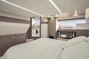 2023 Galeon 400 Flybridge thumbnail 29