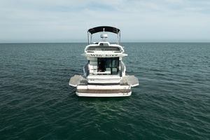 2023 Galeon 400 Flybridge thumbnail 7