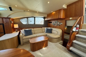 2002 Silverton 39 Motor Yacht thumbnail 37