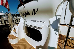 KEYAH IV 39ft Silverton Yacht For Sale