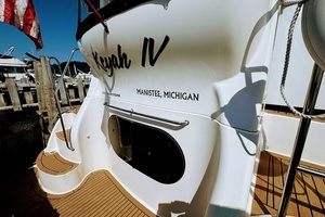 2002 Silverton 39 Motor Yacht thumbnail 34