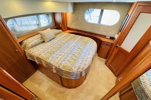 2002 Silverton 39 Motor Yacht thumbnail 54