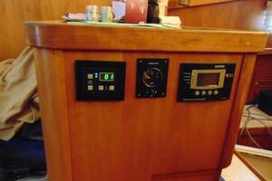 2004 Sabre Flybridge thumbnail 18