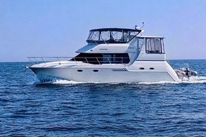 THE YOOPER 40ft Carver Yacht For Sale