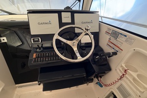 Retriever 34ft Pursuit Yacht For Sale