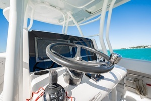 2019 Jupiter 38 HFS thumbnail 36