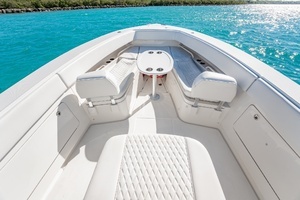 2019 Jupiter 38 HFS thumbnail 22
