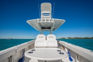 2019 Jupiter 38 HFS thumbnail 30