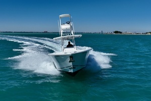 2019 Jupiter 38 HFS thumbnail 10