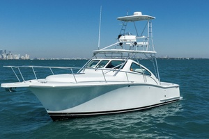 32ft Luhrs Yacht For Sale
