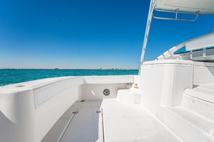 32ft Luhrs Yacht For Sale