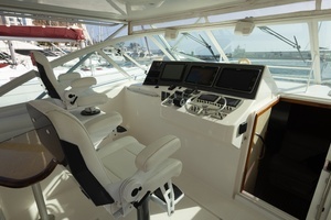 2005 Cabo 40 Hardtop Express thumbnail 16