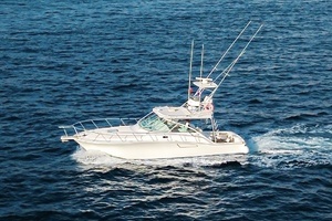 2005 Cabo 40 Hardtop Express thumbnail 6