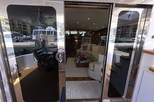 63ft Hatteras Yacht For Sale