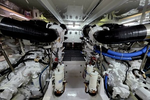 63ft Hatteras Yacht For Sale