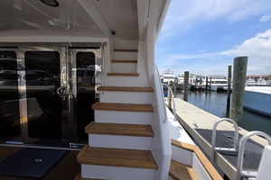 63ft Hatteras Yacht For Sale