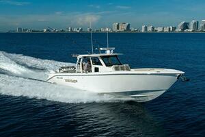 41 Solace 2021 41ft Solace Yacht For Sale