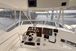 2006 Silverton 38 Convertible thumbnail 6